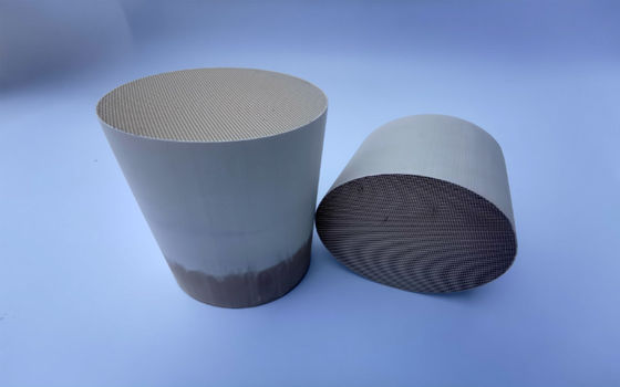 Сота катализатора оксидации DOC платины субстрат катализатора дизельного керамический